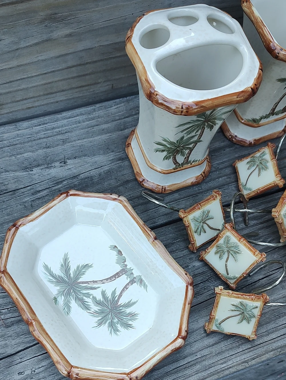 Vintage Springmaid Palm Breeze Bathroom Set Ceramic Soap Dish Toothbrush Holder